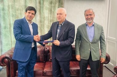مهلت پذیره نویسی حق تقدم خرید سهام «ومعادن» تمدید شد