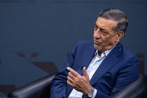قائم‌پناه: هیچ دستوری برای قطع برق صنایع بیش از یک روز داده نشده است