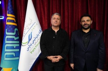 تعامل و همکاری با شرکت‌های پتروشیمی را با نگاه ملی دنبال می کنیم