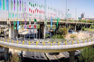 درخشش «نقشه ایران» در خیابان ایران‌زمین