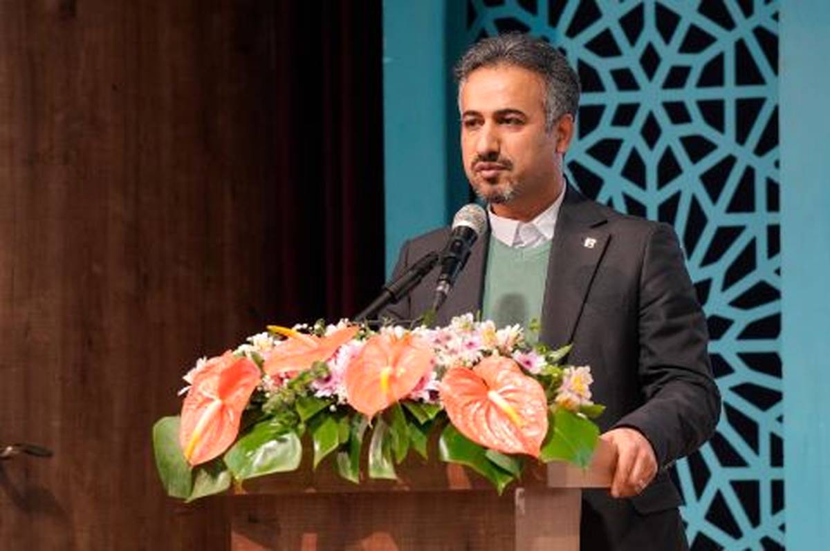 روح‌الله قاسمیان: آوای تلاوت قرآن کریم در فضای کاری کارکنان بانک مسکن طنین‌انداز می‌شود