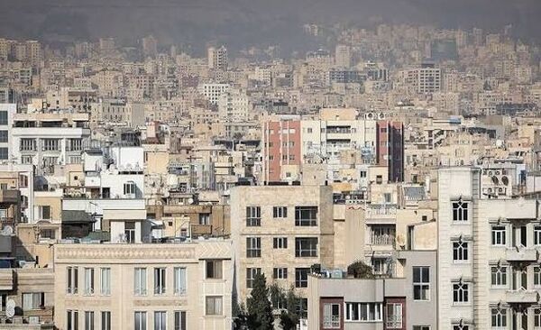 بازار مسکن تهران در فاز انتظار/ خریداران عقب نشستند، فروشندگان منعطف‌تر شدند