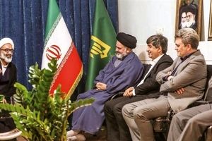 دیدار مدیرعامل گروه فولاد مبارکه با امام‌جمعه، فرمانده ناحیه مقاومت بسیج و فرمانده نیروی انتظامی شهرستان مبارکه