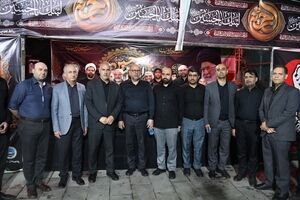 بازدید معاون پارلمانی وزارت اقتصاد از موکب بیمه ایران در مراسم تدفین پیکر مطهر امام شهید در مشهد 