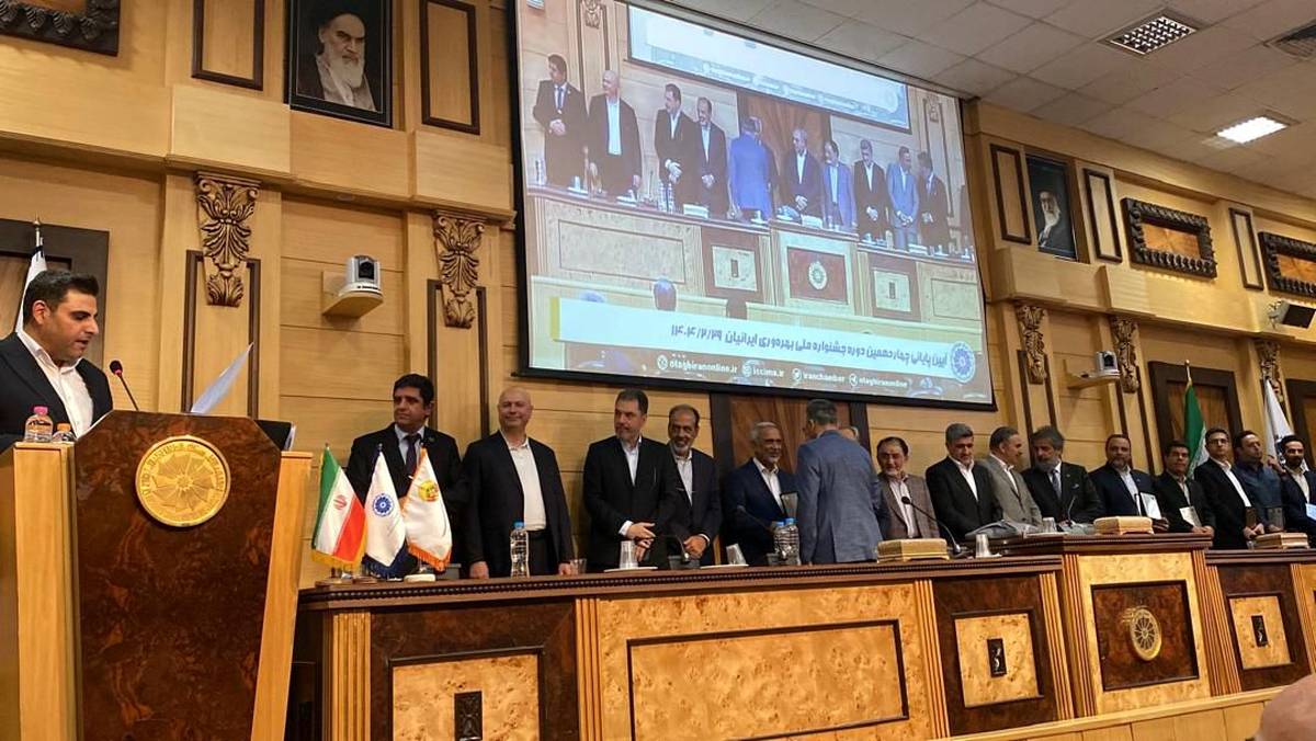 درخشش فولاد اکسین خوزستان در چهاردهمین جشنواره ملی بهره‌وری با سه طرح پژوهشی نوآورانه