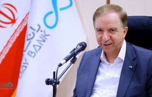 تأکید مدیرعامل بانک دی بر مشتری‌مداری و ارتقای دانش بانکی