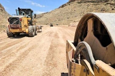 گام بلند ماکو در مسیر انرژی‌های پاک؛ سرمایه‌گذاری ۲۵۰ مگاواتی در نیروگاه خورشیدی کلید خورد