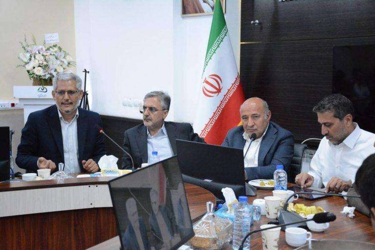 مشکلات فعالان اقتصادی باید از مسیر مدیریت یکپارچه حل شود