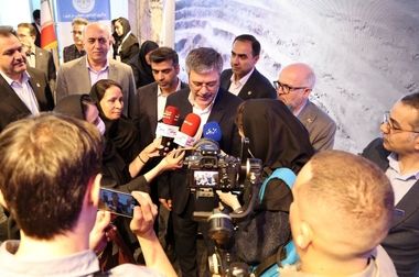 آمادگی بیمه ایران برای ارائه خدمات بیمه حمل کالا