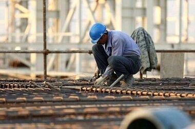  قیمت نان زیاد می‌شود اما دستمزد کارگر نه!/ خطر گرانی بیشتر در کمین است