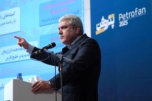 هماهنگی و هم‌افزایی هلدینگ خلیج‌فارس با زیست‌بوم نوآوری ملی/ ۳۰ درصد فناوری، پژوهش است/ یکی انگاشتن فناوری و نوآوری و پژوهش اشتباه است/ شرکت توسعه‌دهنده لایسنس خلیج‌فارس تشکیل شد