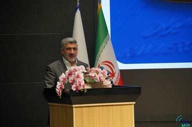 نخستین محموله شمش طلای سرمایه‌گذار خارجی در بورس کالای ایران مورد معامله قرار گرفت/ سپرده‌گذاری شمش طلا با یک کیلوگرم هم امکان‌پذیر است