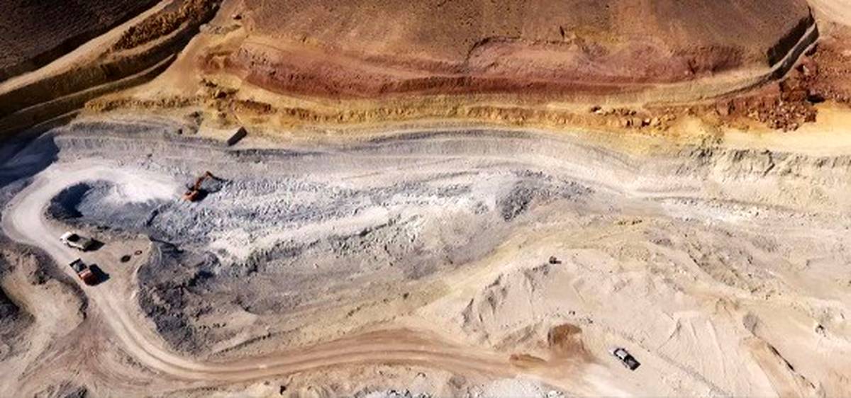 بررسی عملکرد شش ماهه‌ ابتدایی سال ۱۴۰۳ شرکت صنایع تولید پودر بندر امام