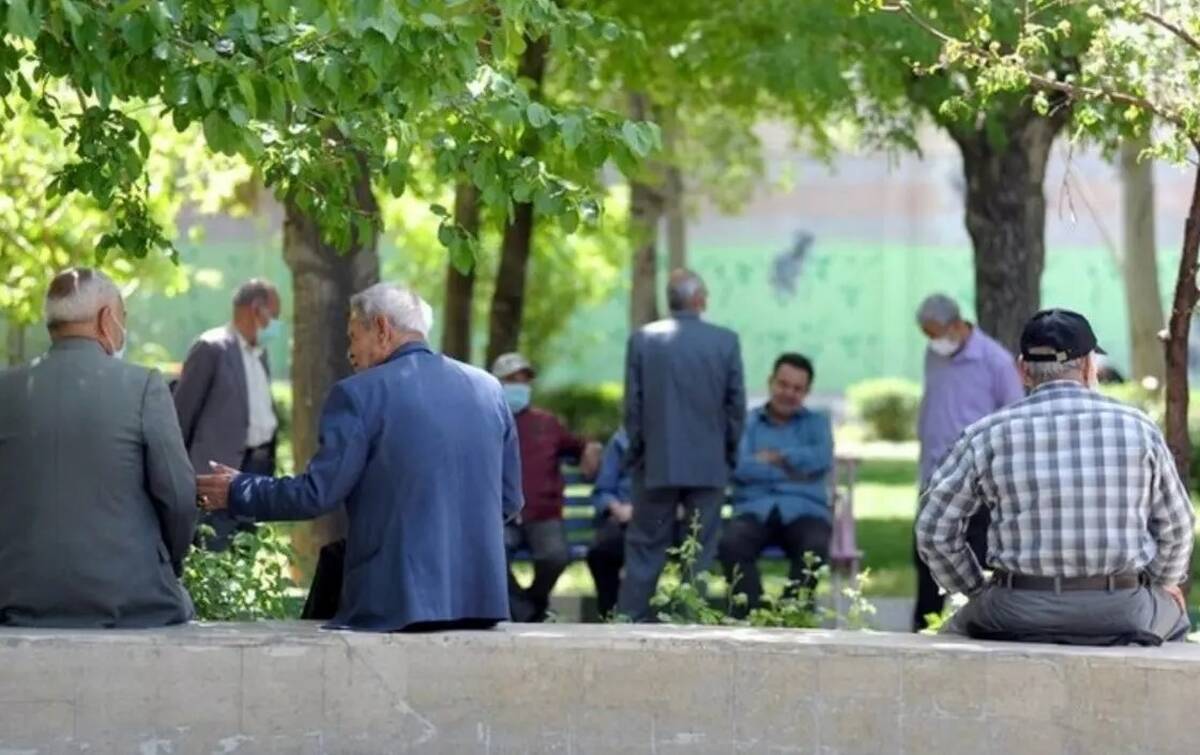  درد دل‌های بازنشستگان استان‌های مختلف/ چرا سه ماه باید منتظر افزایش حقوق باشیم؟!