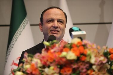 هم افزایی برای جهش تولید و حمایت هدفمند از صنایع کوچک/ تفاهم‌نامه ایزیپو و مناطق آزاد امضا شد
