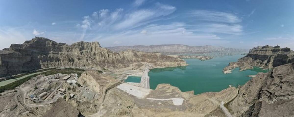 راه‌اندازی تصفیه‌خانه و ایستگاه‌های پمپاژ آب برای آبرسانی به ۵۵ روستای سواحل مکران
