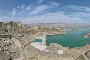 راه‌اندازی تصفیه‌خانه و ایستگاه‌های پمپاژ آب برای آبرسانی به ۵۵ روستای سواحل مکران