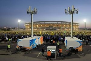 تدابیر ویژه ارتباطی در ورزشگاه پارس شیراز برای مسابقه فجر سپاسی و استقلال