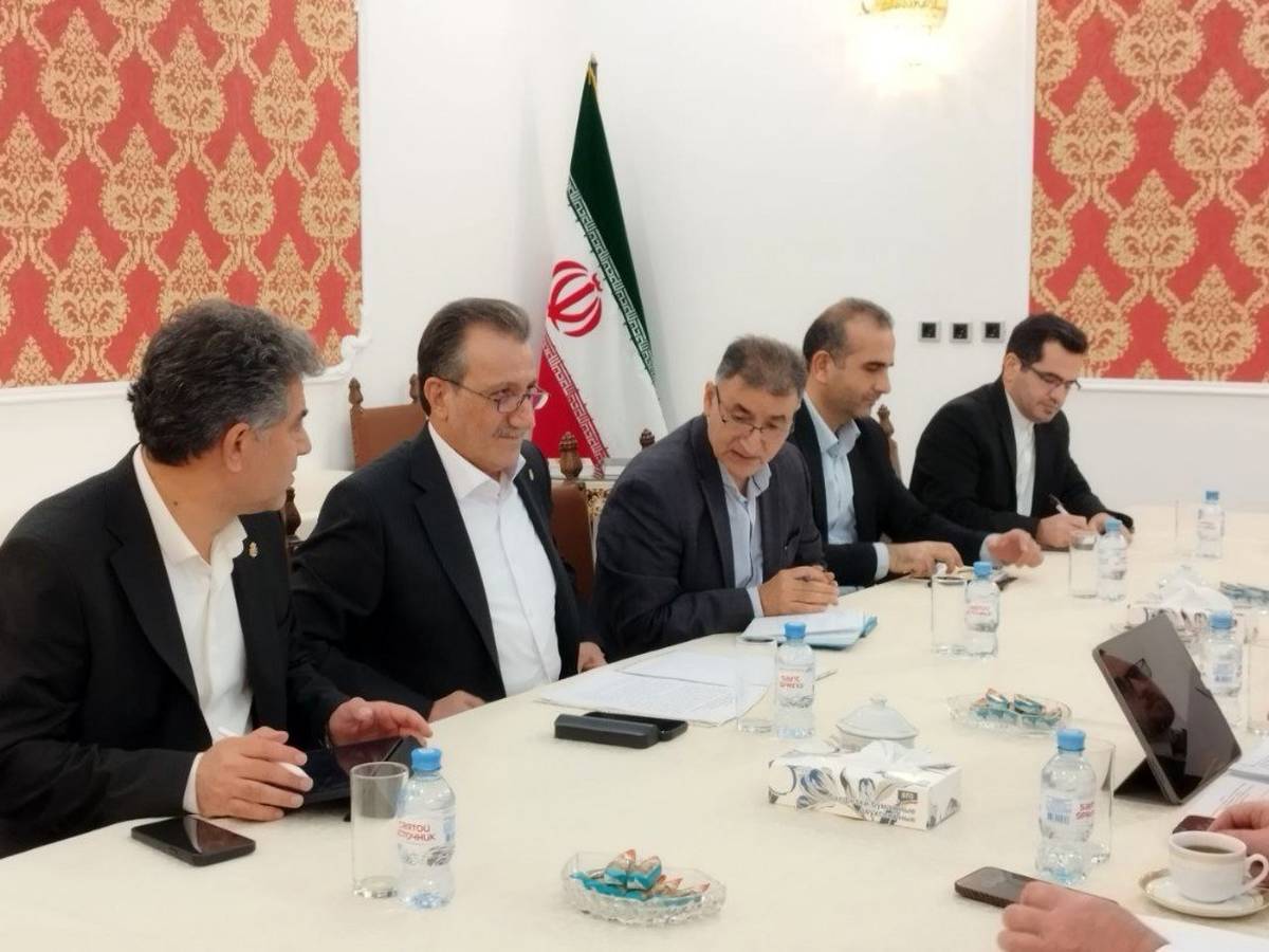 تأکید مدیرعامل سازمان منطقه آزاد انزلی بر نقش راهبردی بندر کاسپین در توسعه مبادلات دریای خزر