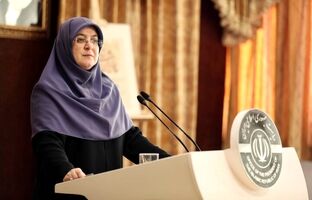 مهاجرانی: بودجه ۱۴۰۴ بدون افزایش قیمت بنزین تنظیم شده است