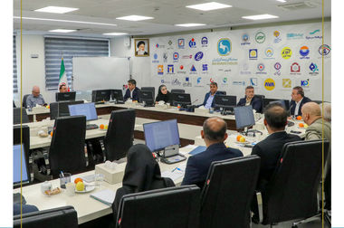 برگزاری جلسه فوق‌العاده شورای هماهنگی شرکت‌های بیمه استان هرمزگان پیرامون حادثه انفجار در بندر شهید رجایی