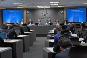 بانک مرکزی مسیر تأمین مالی یک‌میلیارددلاری پتروشیمی‌ها را هموار کرد/تأمین مالی ۵۰۰ میلیون‌دلاری از محل ارزهای صادراتی شرکت‌های هلدینگ خلیج‌فارس با پیش‌فروش ارز صادراتی