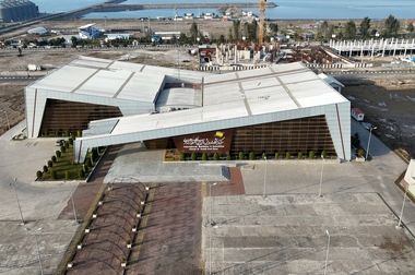 دومین جشنواره سراسری شعر و داستان دانشگاه آزاد اسلامی برگزار شد